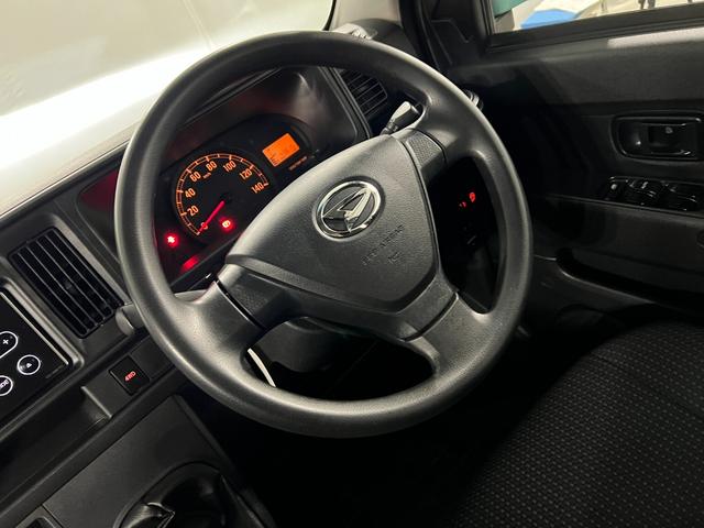ハイゼットカーゴクルーズターボ　４ＷＤ／ＭＴ車／走行４３６１５キロ／マット１年保証距離無制限　走行距離４３６１５キロ　純正フロアマット　助手席エアバック　ＬＥＤヘッドランプ　アイドリングストップ　両側スライドドア（埼玉県）の中古車