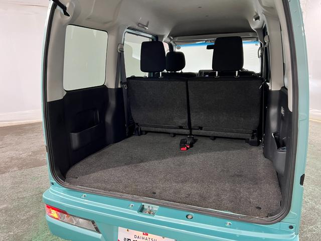 ハイゼットカーゴクルーズターボ　４ＷＤ／ＭＴ車／走行４３６１５キロ／マット１年保証距離無制限　走行距離４３６１５キロ　純正フロアマット　助手席エアバック　ＬＥＤヘッドランプ　アイドリングストップ　両側スライドドア（埼玉県）の中古車