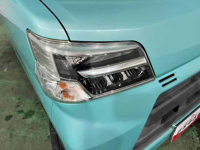 ハイゼットカーゴクルーズターボ　４ＷＤ／ＭＴ車／走行４３６１５キロ／マット１年保証距離無制限　走行距離４３６１５キロ　純正フロアマット　助手席エアバック　ＬＥＤヘッドランプ　アイドリングストップ　両側スライドドア（埼玉県）の中古車