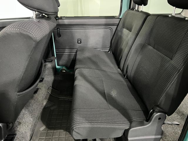 ハイゼットカーゴクルーズターボ　４ＷＤ／ＭＴ車／走行４３６１５キロ／マット１年保証距離無制限　走行距離４３６１５キロ　純正フロアマット　助手席エアバック　ＬＥＤヘッドランプ　アイドリングストップ　両側スライドドア（埼玉県）の中古車