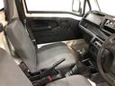 １年保証距離無制限　走行距離７６１９４キロ　４ＷＤ　ＭＴ５速　車検整備付　ＦＭＡＭラジオ　純正カーペットマット　マニュアルエアコン（埼玉県）の中古車
