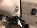 保証１年間・距離無制限付き　ナビ　バックカメラ　オートエアコン　フォグランプ　片側電動スライドドア　ＨＩＤヘッドライト　純正フロアマット　アルミホイール（東京都）の中古車