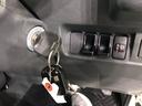 一年保証・走行距離無制限　走行距離５２００３キロ　２ＷＤ　純正マット　パワーウィンドウ　エアコン　パワステ　ＡＭＦＭラジオ　キーレスエントリー（埼玉県）の中古車
