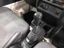 一年保証・走行距離無制限　走行距離１３５０１キロ　純正カーペットマット　エアコン　パワステ　ＡＭＦＭラジオ　電動式ダンプアップ（埼玉県）の中古車