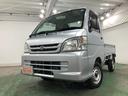 １年保証距離無制限　走行距離１６００１キロ　４ＷＤ　ＦＭＡＭラジオ　マニュアルエアコン　パワーステアリング　荷台作業灯　メンテナンスノート　取扱説明書（埼玉県）の中古車