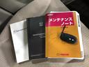 １年保証距離無制限　走行距離６１１８２キロ　ワンセグナビ　ブルートゥース　ＤＶＤ再生　純正カーペットマット　助手席エアバッグ　アイドリングストップ　プッシュボタンスタート　電動格納式ドアミラー（埼玉県）の中古車