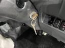 １年保証・走行距離無制限　車検整備付　ＭＴ　４ＷＤ　ＡＭＦＭラジオ　純正ゴムマット　板キー　荷台灯　エアコン　パワステ（埼玉県）の中古車