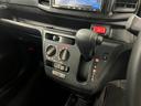 禁煙車　キーレス　カーペットマット　運転席助手席エアバッグ　オートライト　アイドリングストップ　社外ワンセグナビ　純正ホイールキャップ　マニュアルエアコン　ハロゲンヘッドライト（埼玉県）の中古車