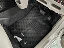 １年保証距離無制限　走行距離２９１８２キロ　フルセグナビ　バックカメラ　ブルートゥース　純正マット　助手席エアバッグ　ＬＥＤヘッドランプ　アイドリングストップ　シートヒーター（埼玉県）の中古車