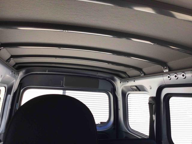 ハイゼットカーゴスペシャル衝突被害軽減ブレーキ コーナーセンサー 横滑り防止装置 オートライト アイドリングストップ スピーカー一体型AM/FMラジオ エアコン パワステ パワーウインドウ デュアルエアバッグ ABS(千葉県)の中古車