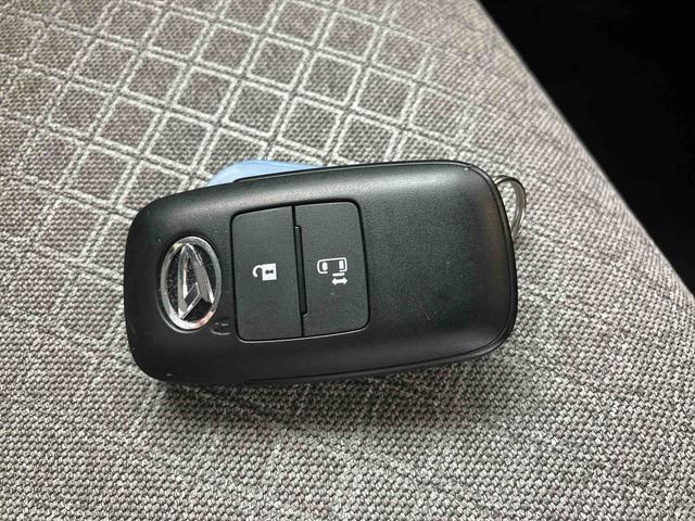 タントＸ左側パワースライドドア／キーフリー／ＬＥＤヘッドランプ／オートライト／シートヒーター／スマートアシスト／バックカメラ／コーナーセンサー／サイドエアバック／電動パーキングブレーキ／シートバックテーブル（千葉県）の中古車