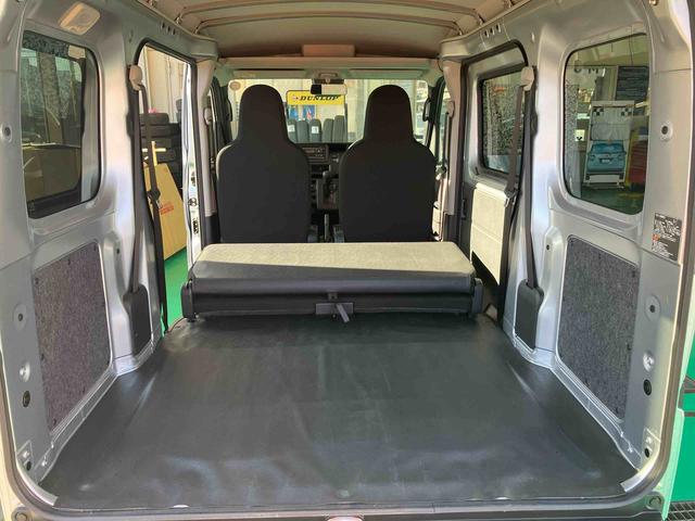 ハイゼットカーゴデラックススマートアシスト／コーナーセンサー／両側スライドドア／キーレスエントリー／オートライト／ＵＶカットガラス／アクセサリーソケット１２Ｖ／マニュアルエアコン／フロントパワーウィンドウ／電動式パワステ（千葉県）の中古車