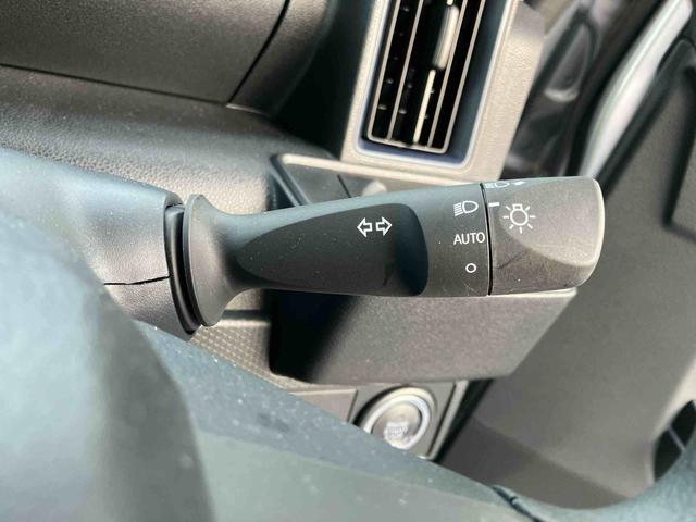 タントLバックカメラ スライドドア LEDヘッドライト オートライト プッシュボタンスターター オート格納ドアミラー オートエアコン 上下2段調節式デッキボード コーナーセンサー 衝突被害軽減ブレーキ(千葉県)の中古車