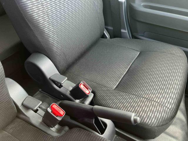 ハイゼットカーゴDX衝突回避支援ブレーキ、車線逸脱抑制制御機能、オートハイビーム、ラバーマット、AM・FMラジオ、リバース連動リヤワイパー、マニュアルエアコン、アクセサリーソケット(12V)、足踏み式パーキングブレーキ(千葉県)の中古車