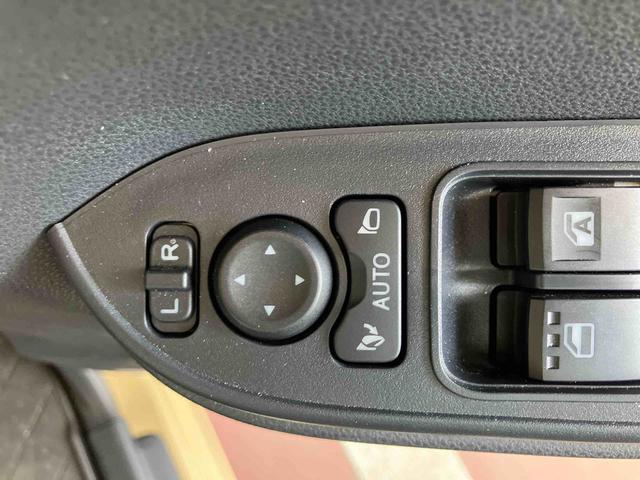 タントＬスマートアシスト（衝突回避支援ブレーキ等々　付）、両側スライドドア、左側センターピラーレス、プッシュエンジンスタート、ＬＥＤヘッドライト（千葉県）の中古車