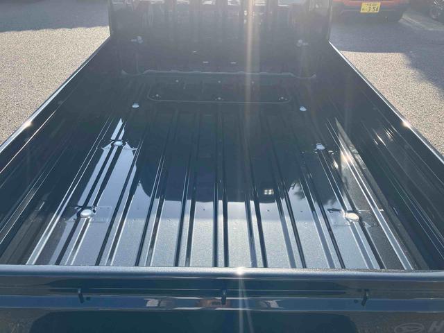 ハイゼットトラックEXTスマアシ/4WD/オートハイビーム/キーフリーシステム/プッシュスタートボタン/電動格納ミラー/りヤデフロック/4枚リーフスプリング/LEDフォグランプ/LED荷台作業灯/リヤスモークガラス(千葉県)の中古車