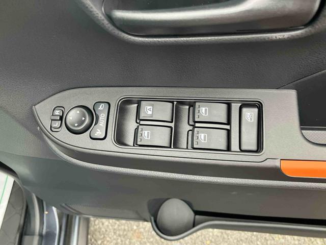 タントファンクロスターボ次世代スマアシ／ＬＥＤヘッドランプ＆フォグランプ／１５インチアルミホイール／両側パワースライドドア／前席シートヒーター／後席シートバックテーブル／バックモニター／カーテンシールドエアバック／ターボ（千葉県）の中古車