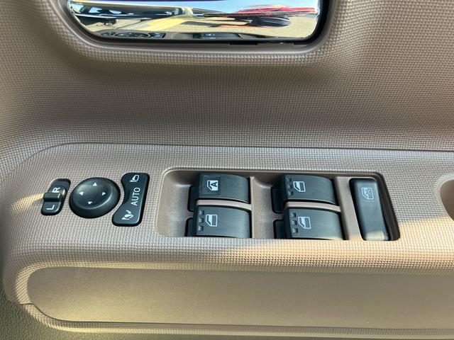 ムーヴキャンバスセオリーＸスマアシ／ハロゲンヘッドライト／オートハイビーム／１４インチホイール／両側自動スライドドア／コーナーセンサー／ベンチシート／サイドエアバック／カーテンシールドＡＢ／キーフリーシステム／プライバシーガラ（千葉県）の中古車