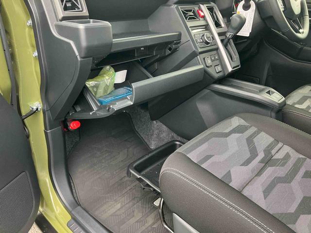 タフトＧ　クロムベンチャースマアシ／スカイフィールトップ／コーナーセンサー／１５インチアルミホイール／アイドリングストップ／前席シートヒーター／電動パーキング／オートエアコン／バックモニター／ＵＳＢ充電／ＬＥＤヘッドランプ（千葉県）の中古車