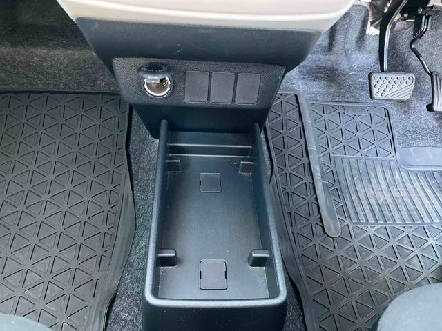 ミライースX SAIIILEDヘッドライト オートライト 電動格納式ドアミラー デジタルメーター キーレスエントリー コーナーセンサー 衝突回避支援ブレーキ スモークドガラス マニュアルエアコン 手引き式パーキングブレーキ(千葉県)の中古車