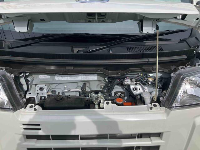 ハイゼットカーゴＤＸ電子制御４ＷＤ　リヤヒーター　オートライト　プライバシーガラス　フロントパワーウィンドウ　オーバーヘッドシェルフ　キーレスエントリー　コーナーセンサー　衝突被害軽減ブレーキ（千葉県）の中古車