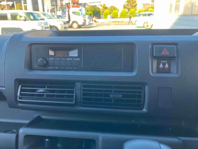 ハイゼットカーゴDXスマートアシスト/コーナーセンサー/エアコン/AMFMラジオ/(千葉県)の中古車