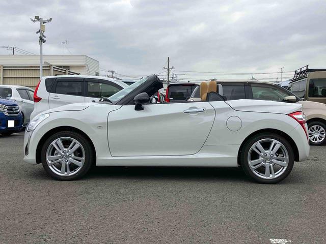 コペンローブ５速マニュアル　電動開閉式ルーフ　１６インチアルミホイール　ＬＥＤヘッドライト　ハロゲンフォグランプ　プッシュボタンスターター　シートヒーター　オートエアコン　オートライト　バックソナー（千葉県）の中古車