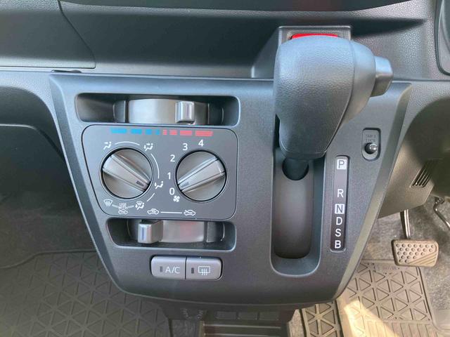 ミライースＬ　ＳＡIII衝突被害軽減ブレーキ　横滑り防止装置　コーナーセンサー　リヤワイパー　オートライト　オートハイビーム　キーレスエントリー　自発光式デジタルメーター　セキュリティアラーム　アイドリングストップ（千葉県）の中古車