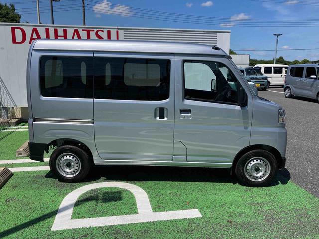 ハイゼットカーゴDX衝突被害軽減ブレーキ/横滑り防止装置/アイドリングストップ機構/前後コーナーセンサー/オートライト/オートハイビーム/オーバーヘッドシェルフ/キーレスエントリー/スモークドガラス(千葉県)の中古車