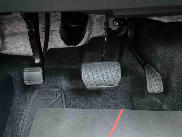 タントＬバックカメラ（ＵＧＰ）／プッシュボタンスターター／フット式パーキングブレーキ／両側手動スライドドア／アームレスト無し／ＬＥＤヘッドライト／アイドリングストップ付／（千葉県）の中古車