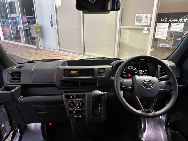 ハイゼットカーゴＤＸ衝突被害軽減ブレーキ　コーナーセンサー　オートライト　プライバシーガラス　フロントパワーウィンドウ　オーバーヘッドシェルフ　スピーカー一体型ＡＭ・ＦＭラジオ　キーレスエントリー　アイドリングストップ（千葉県）の中古車
