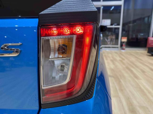 ミライースＸ　ＳＡIII衝突被害軽減ブレーキ　横滑り防止装置　前後コーナーセンサー　オートライト　オートハイビーム　マニュアルレベリング機能付ＬＥＤヘッドライト　キーレスエントリー　バニティーミラー付き左右サンバイザー（千葉県）の中古車
