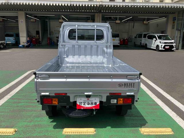 ハイゼットトラックスタンダード使い勝手の良いスタンダードグレード！！！！オートライト、エアコン付き（千葉県）の中古車