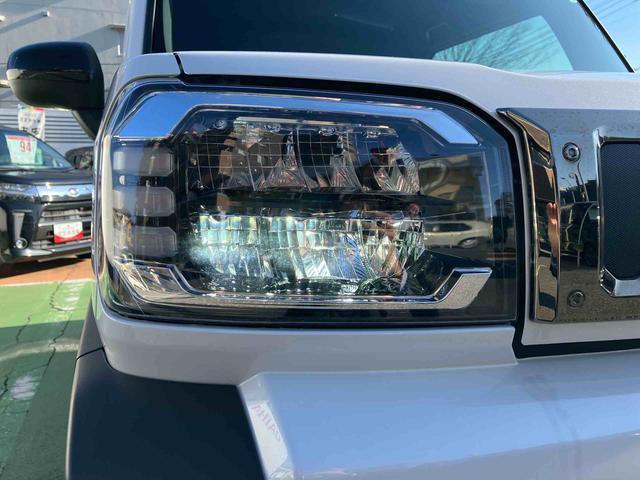 タフトＧ　ダーククロムベンチャー　メーカー保証継承付帯　♪ＬＥＤヘッドライト・フォグランプ　オートマチックハイビーム　オーディオレス　バックカメラ　ガラスルーフ　電動パーキングブレーキ　衝突回避支援機能　コーナーセンサー　アダプティブ　　シートヒーター（千葉県）の中古車