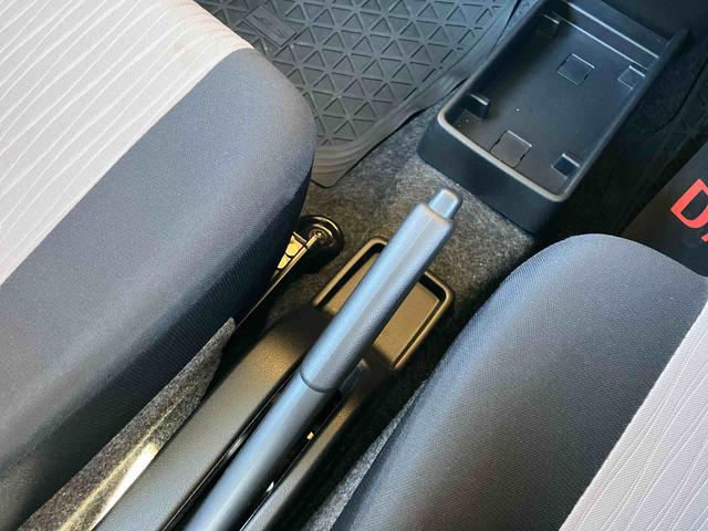 ミライースＬ　ＳＡIII衝突被害軽減ブレーキ　横滑り防止装置　コーナーセンサー　リヤワイパー　オートライト　オートハイビーム　キーレスエントリー　自発光式デジタルメーター　セキュリティアラーム　アイドリングストップ（千葉県）の中古車