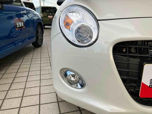 コペンセロ電動開閉式ルーフ／１６ｃｍスピーカー・ツィーター／アクセサリーソケット／チルトステアリング／オートエアコン／キーフリーシステム／ＬＥＤヘッドランプ（オートライト付）／本革巻ステアリングホイール／（千葉県）の中古車