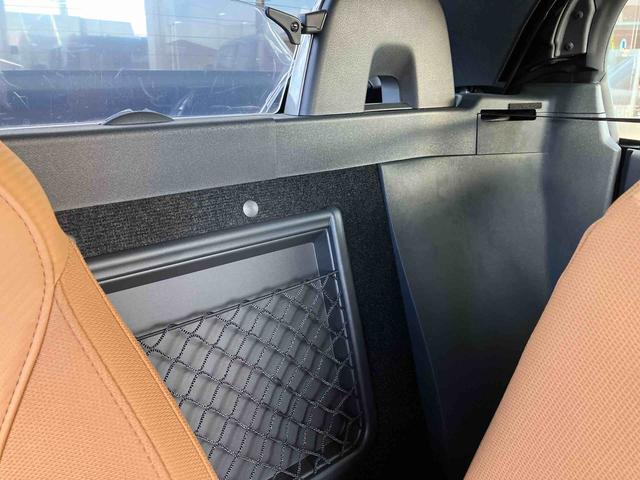 コペンセロ電動開閉式ルーフ／１６ｃｍスピーカー・ツィーター／アクセサリーソケット／チルトステアリング／オートエアコン／キーフリーシステム／ＬＥＤヘッドランプ（オートライト付）／本革巻ステアリングホイール／（千葉県）の中古車