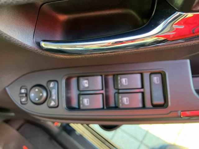 タントカスタムＸ＊ｅｃｏＩＤＬＥ非装着車　両側電動スライドドア　前席シートヒーター　電動パーキングブレーキ　前後コーナーセンサ　オートライト　オートハイビーム　プッシュエンジンスタート　キーフリーシステム（千葉県）の中古車