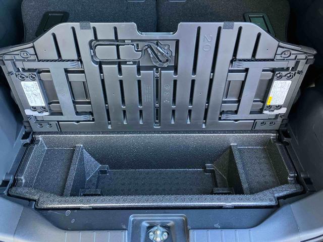 タントカスタムＸＬＥＤヘッドライト／両側電動スライドドア／コーナーセンサー／衝突回避支援システム／横滑り防止装置／オートエアコン／アルミホイール／キーフリーシステム／電動格納ミラー（千葉県）の中古車