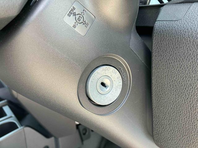 ハイゼットトラックスタンダード　農用スペシャル電子制御式４ＷＤ　荷台ＬＥＤライト　リヤ４枚リーフスプリング　リヤデフロック　副変速機　衝突被害軽減ブレーキ　コーナーセンサー　スピーカー一体型ＡＭ／ＦＭラジオ　エアコン　パワステ（千葉県）の中古車