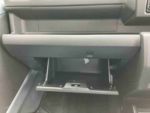 ハイゼットトラックジャンボスタンダード４ＷＤ、　衝突被害軽減ブレーキ、ＡＭ／ＦＭラジオ、格納式テールゲートチェーン、プリントレザーシート表皮、運転席・助手席リクライニングシート、エアコン、オーバーヘッドシェルフ（千葉県）の中古車