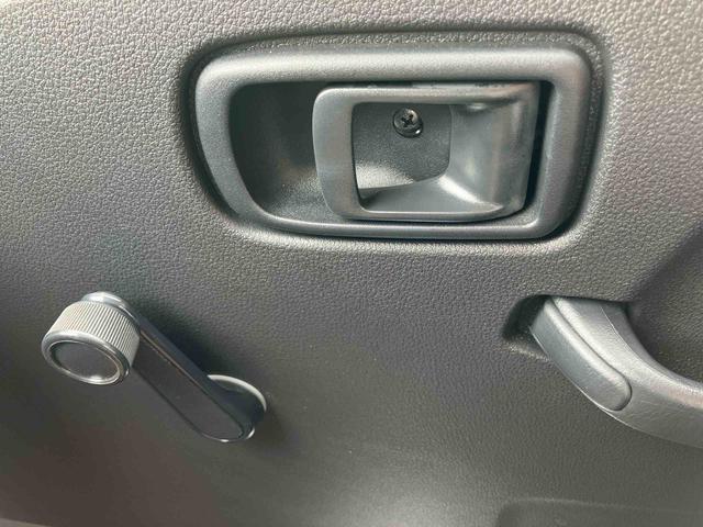 ハイゼットトラックジャンボスタンダード４ＷＤ、　衝突被害軽減ブレーキ、ＡＭ／ＦＭラジオ、格納式テールゲートチェーン、プリントレザーシート表皮、運転席・助手席リクライニングシート、エアコン、オーバーヘッドシェルフ（千葉県）の中古車