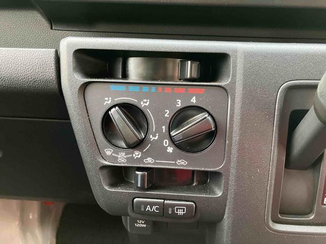 ハイゼットカーゴデラックス衝突被害軽減ブレーキ コーナーセンサー オートライト プライバシーガラス フロントパワーウィンドウ オーバーヘッドシェルフ スピーカー一体型AM・FMラジオ キーレスエントリー アイドリングストップ(千葉県)の中古車