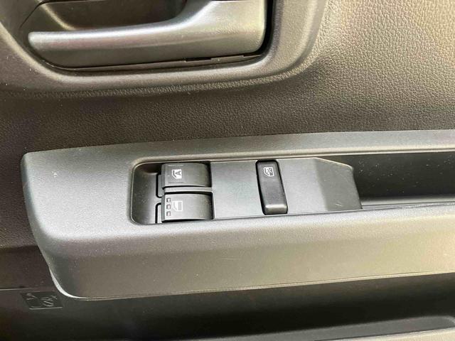 ハイゼットカーゴデラックス衝突被害軽減ブレーキ コーナーセンサー オートライト プライバシーガラス フロントパワーウィンドウ オーバーヘッドシェルフ スピーカー一体型AM・FMラジオ キーレスエントリー アイドリングストップ(千葉県)の中古車