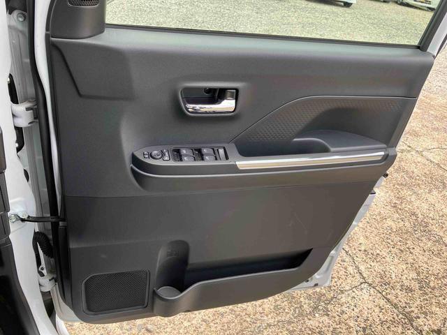 タントカスタムＲＳターボエンジン　１５インチアルミ　バックカメラ　両側電動スライドドア　シートヒーター　電動駐車ブレーキ　ＬＥＤライト＆フォグ　上下２段調節式デッキボード　コーナーセンサー　衝突被害軽減ブレーキ（千葉県）の中古車