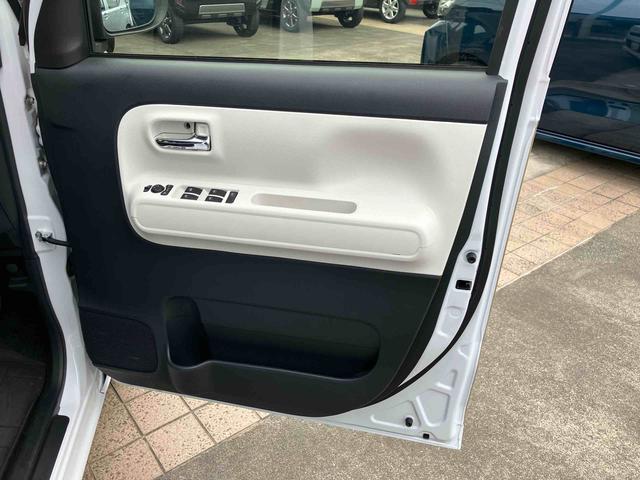 ムーヴキャンバスストライプスＧキーフリーシステム・プッシュボタン・アイドリングストップ・ＬＥＤヘッドライト・オートライト・両側電動スライドドア・セキュリティアラーム・オートエアコン・シートヒーター・電動パーキング・（千葉県）の中古車