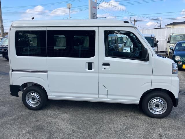 ハイゼットカーゴデラックスキーレスエントリー・コーナーセンサー・オートライト・オートハイビーム・(千葉県)の中古車