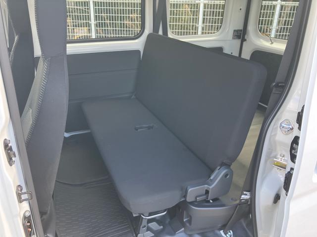 ハイゼットカーゴデラックスキーレスエントリー・コーナーセンサー・オートライト・オートハイビーム・(千葉県)の中古車