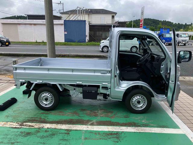ハイゼットトラックEXTキーフリーシステム・プッシュボタン・アイドリングストップ・コーナーセンサー・4WD(千葉県)の中古車