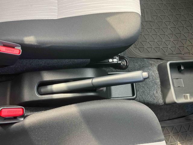 ミライースＬ　ＳＡIII衝突被害軽減ブレーキ（スマートアシスト３）　横滑り防止装置　コーナーセンサー　オートライト　オートハイビーム　キーレスエントリー　セキュリティアラーム　アイドリングストップ　リヤワイパー（千葉県）の中古車
